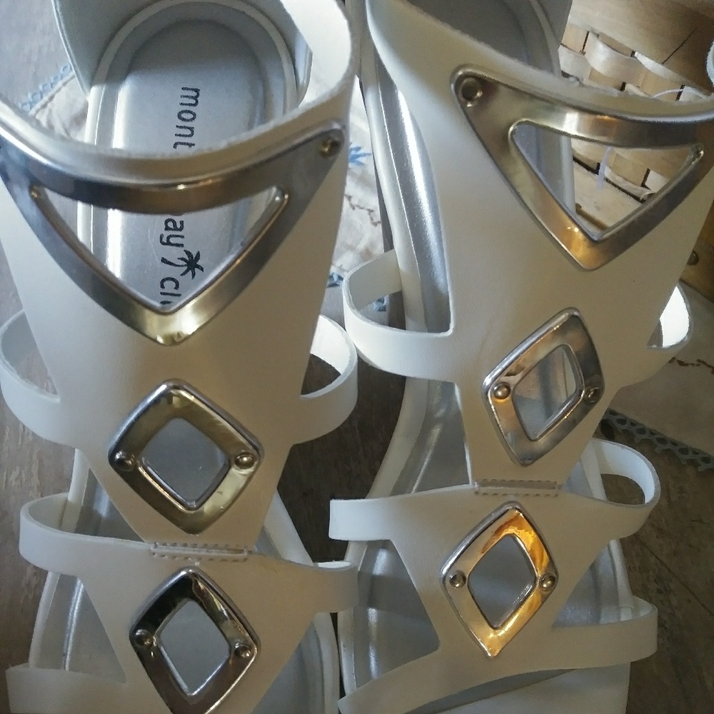 Summer wedge